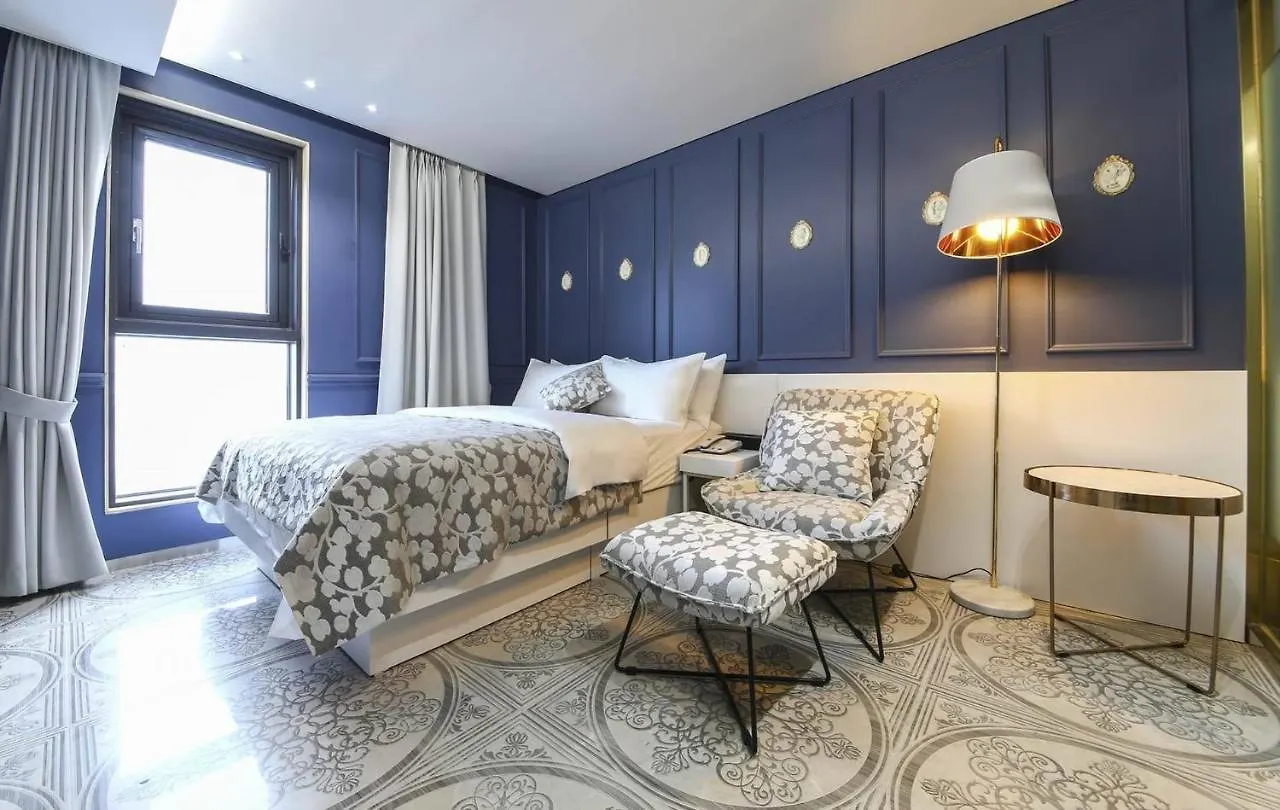 The Post Hotel Σεούλ 2*,